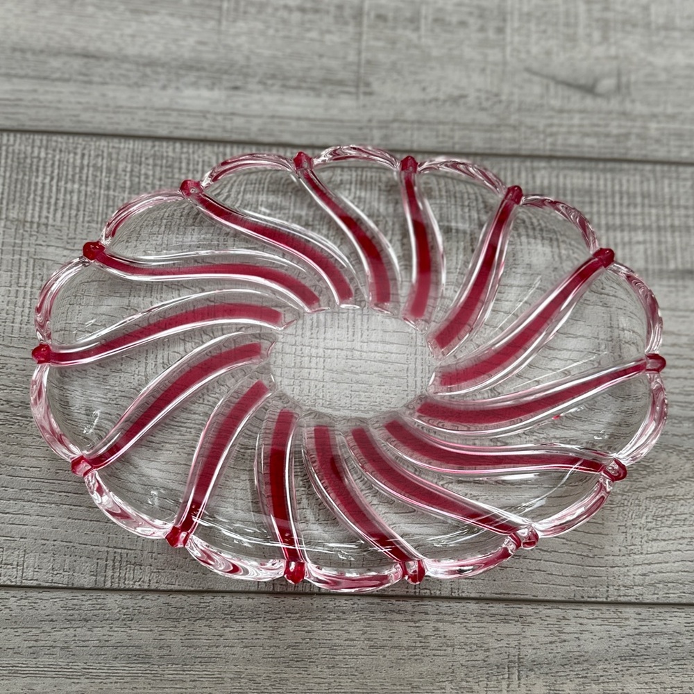 Mikasa Vintage Oval Peppermint Red Swirl Glass Dish
